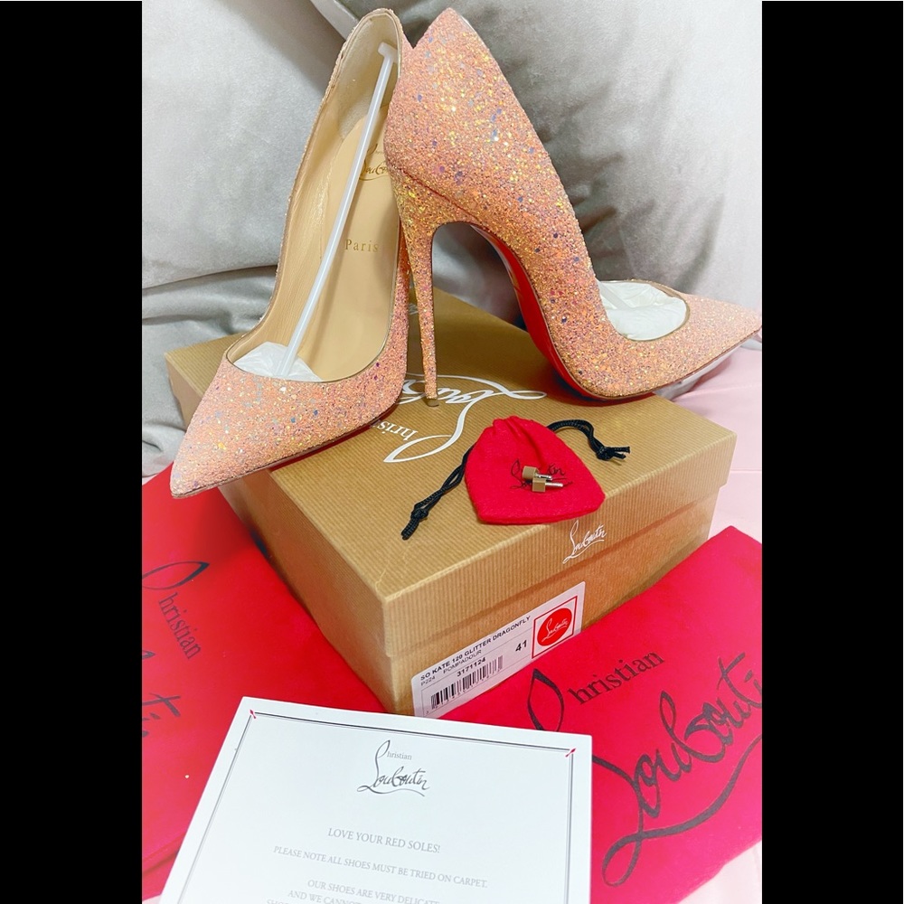 Authentic So Kate Christian Loubotins “Pompadour”